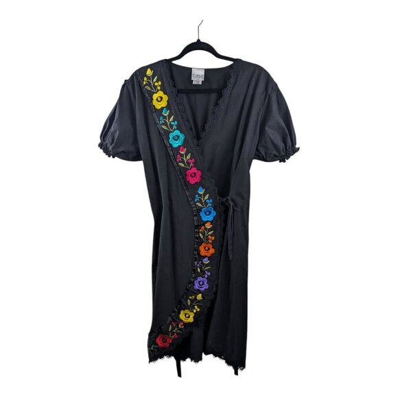 Solei Women's Black Mini Embroidered Wrap Dress Size L/XL - Picture 2 of 6